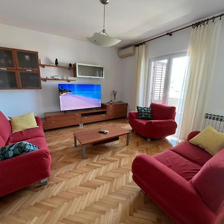 Apartment Lily Podstrana Buitenkant foto