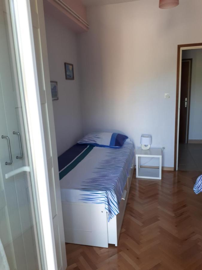 Apartment Lily Podstrana Buitenkant foto